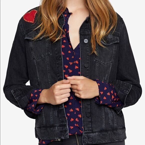 ❤️1 hr sale❤️Denim jacket - Picture 2 of 8